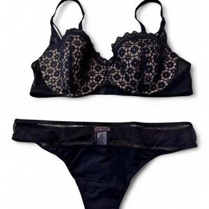 ADORE ME Black Lightly Lined Bra and Underwear Set